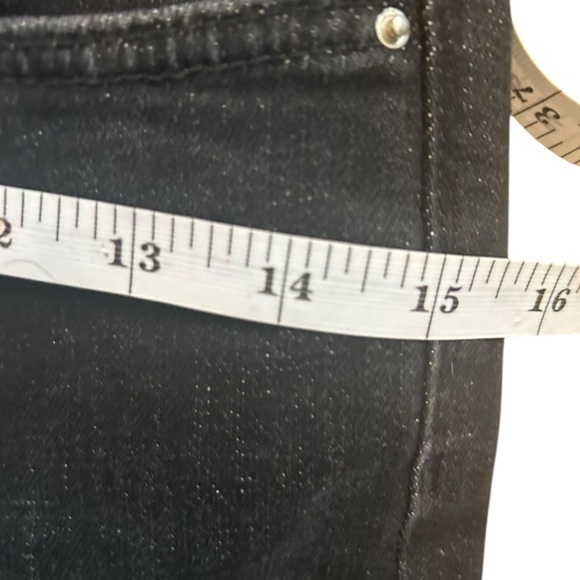 Zara Black Denim Flare Split Hem
High Rise Jeans Size 6 Raw Fringed Split Hem - Picture 9 of 12